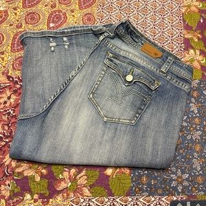 Vigoss Capri Plus Size 24 Flap pocket Distressed